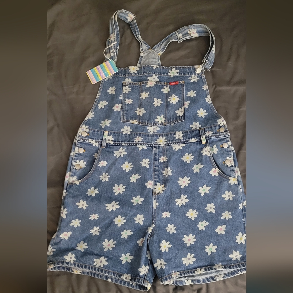Teddy fresh denim daisy short overalls
